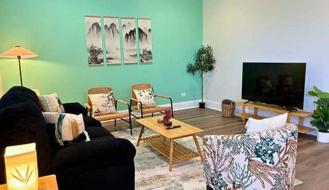 Well-Equipped 2BR Unit with Parking