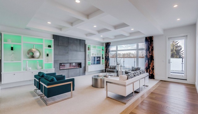 Windsor - Luxury Mansion, Rooftop Patio w/City Skyline View, BBQ