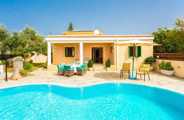 160 m² Villa ∙ 3 bedrooms ∙ 7 guests