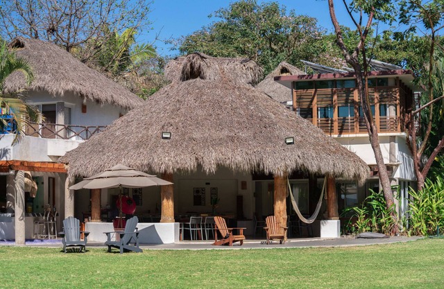 Beach front Villa Buganvilia, in Marina Chacala in Chacala