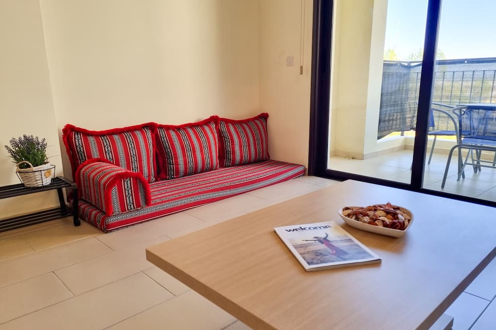 Tersefanou Apartment | The Lob Star Apartment