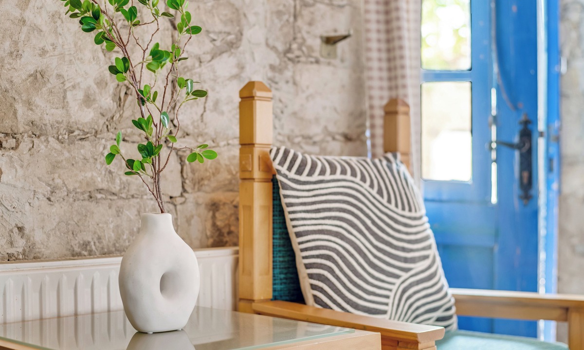 Arsos Apartment | Cornaro House - Deluxe Studio w/ Shared Courtyard