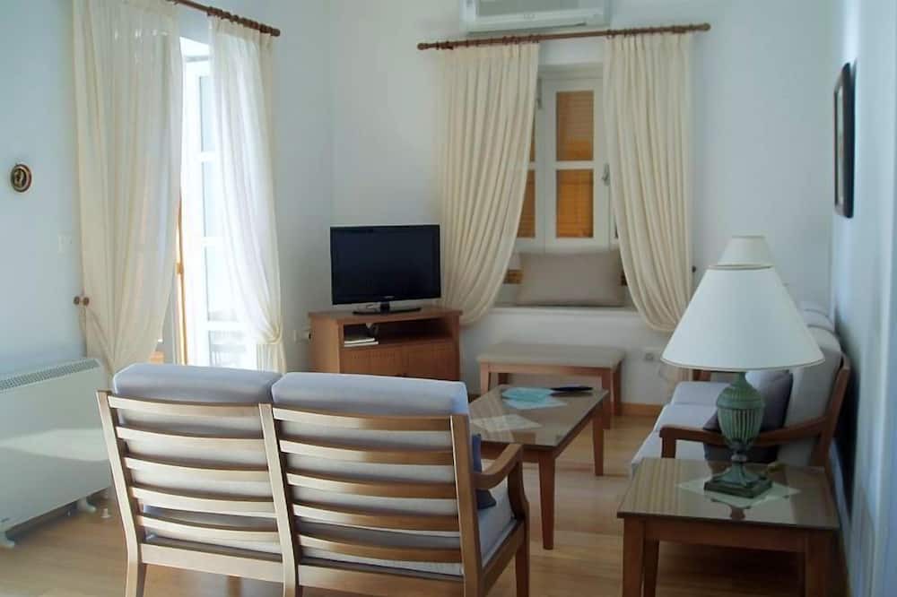 Pano Lefkara Apartment | Aunt Maria's