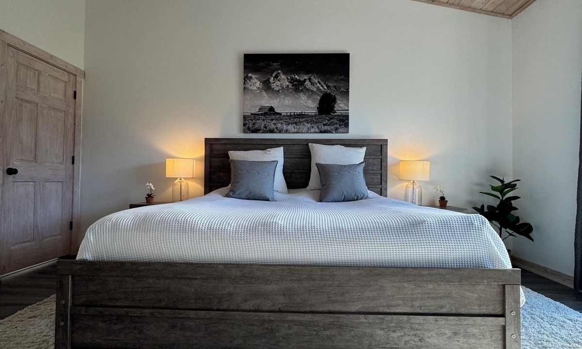 Emigrant Villa | Luxury 4 bed/3.5 bath villa, 30 min to Yellowstone Park