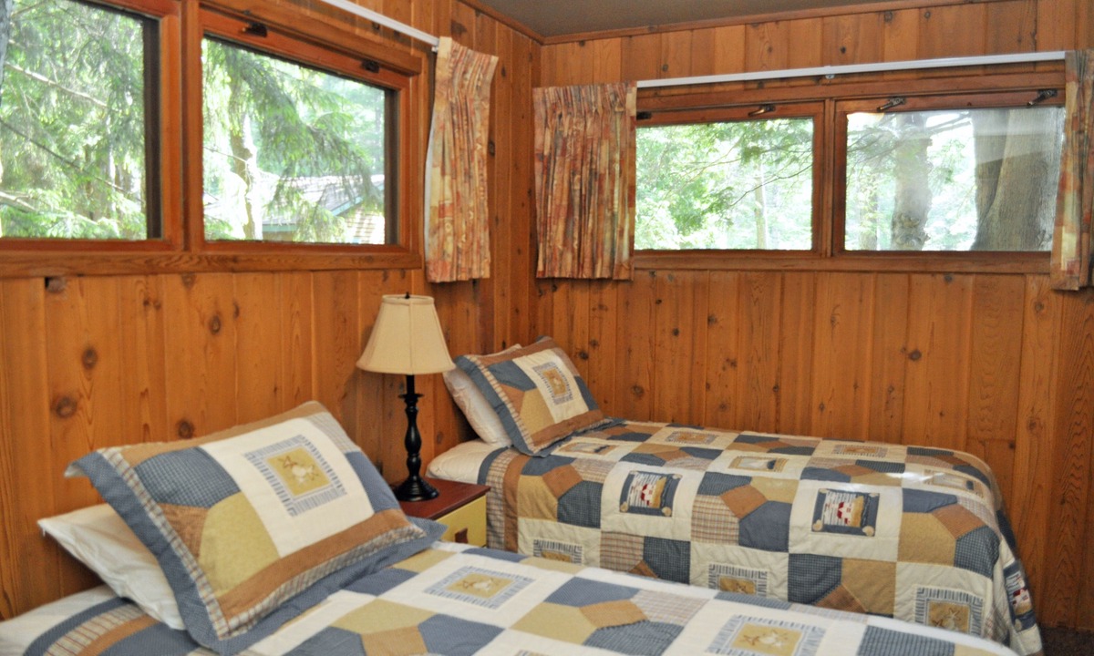 Glen Arbor Villa | Peaceful villa on the sugar sand shores of Big Glen Lake!