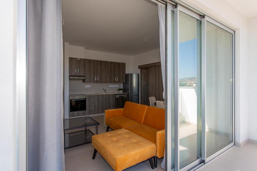 Kato Polemidia Apartment | BlueBell Limassol Suites