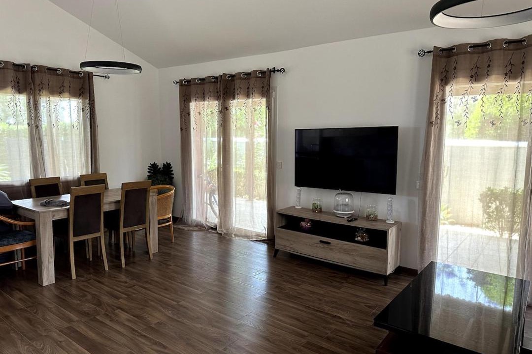 Pissouri Villa | Family Villa with Large Garden