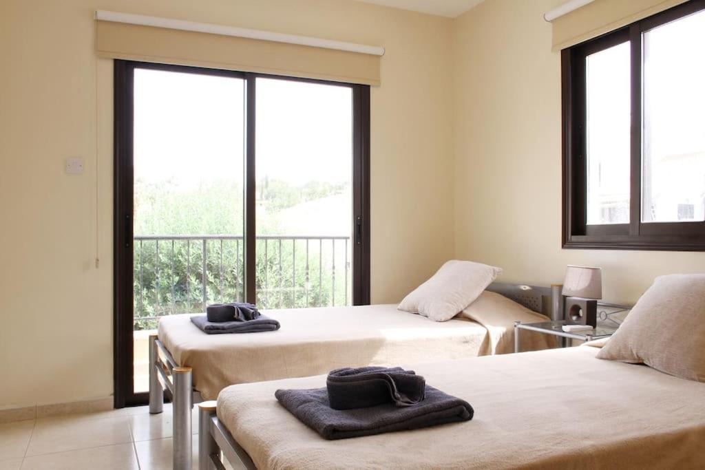 Pissouri Villa | Villa Vounos - 5 Bedroom all en-suit with pvt pool