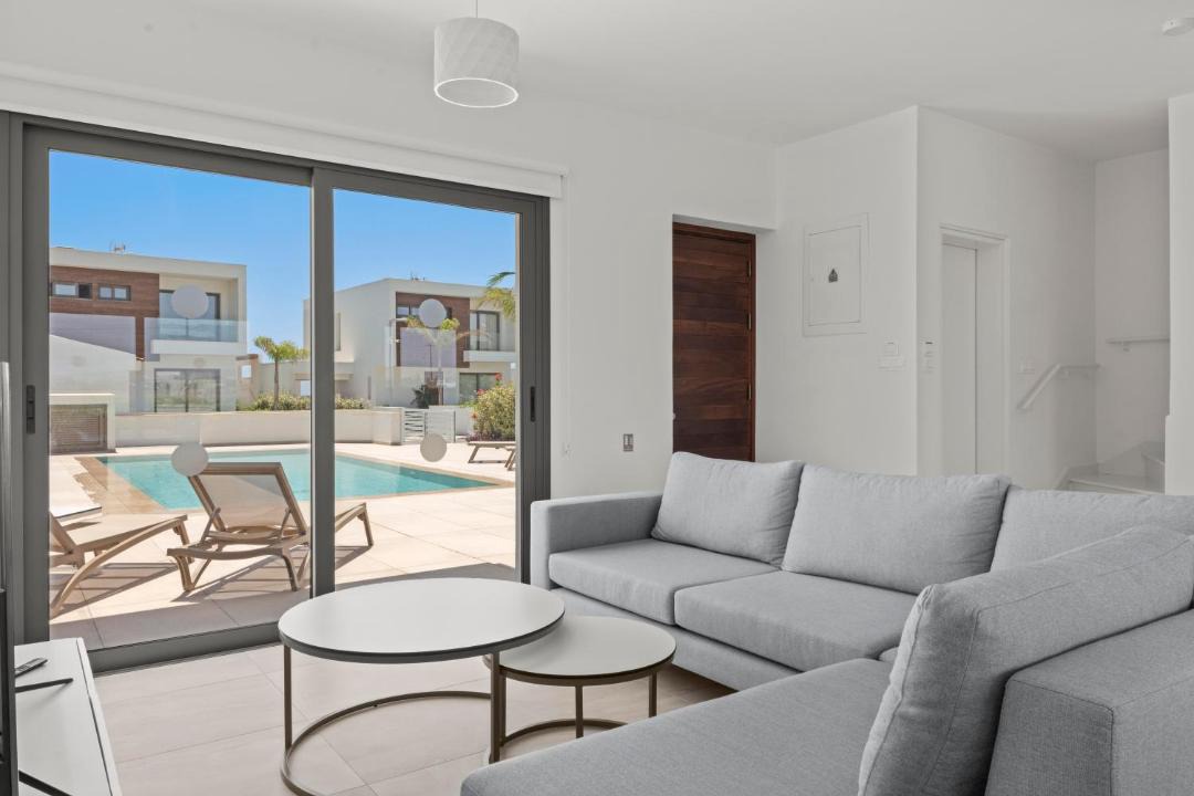 Softades Villa | Serenity Waves Villa 9