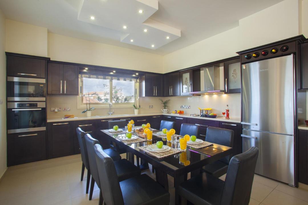 Stroumpi Villa | Stella Villa
