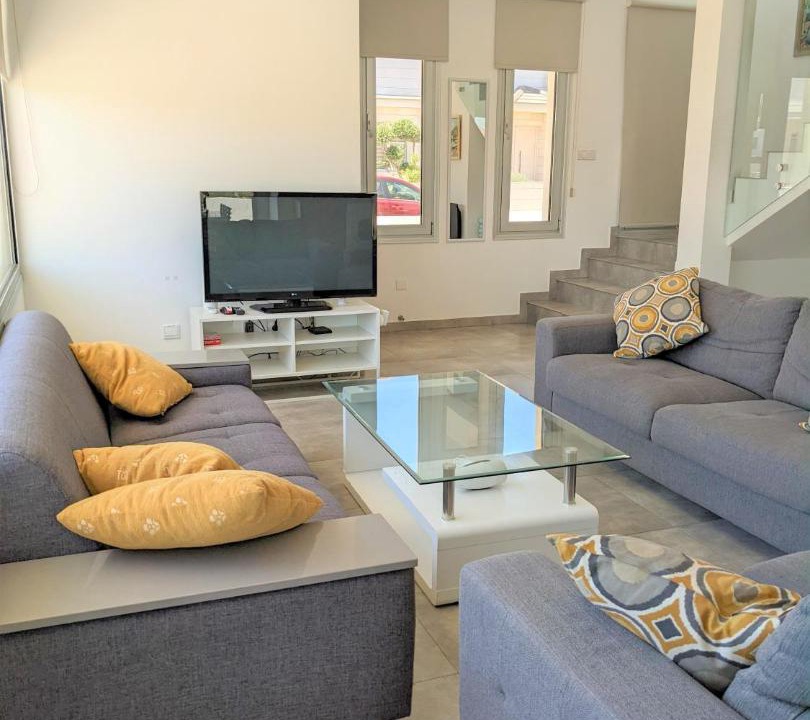 Livadia Villa | T&E Villa
