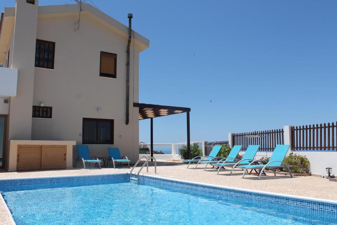 Pissouri Villa | Fteroma Villa
