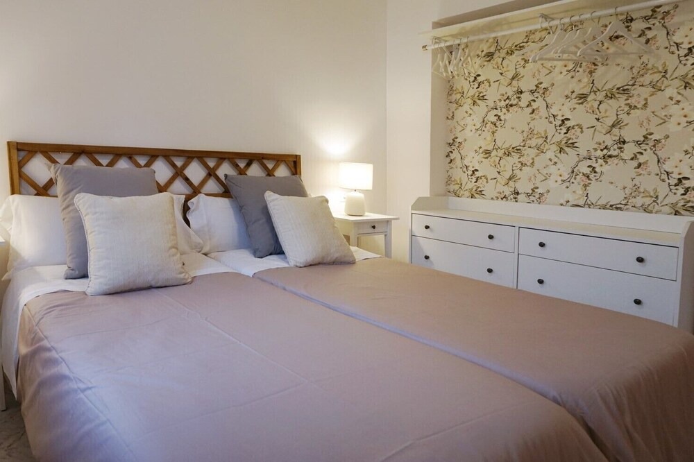 Photo of Bedroom in Grinon
