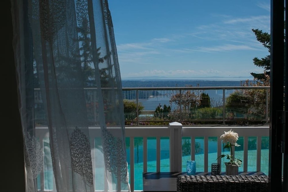Photo of Others in West Vancouver
