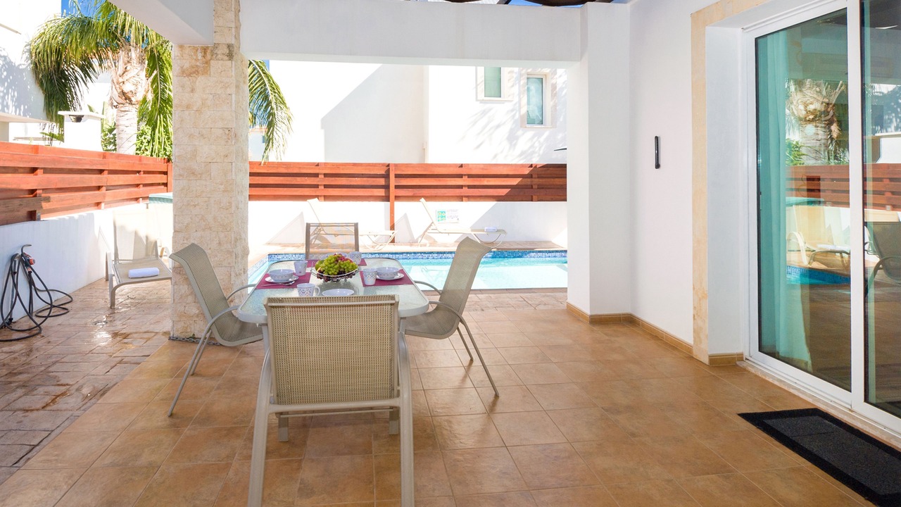Photo of Outdoor in Pernera