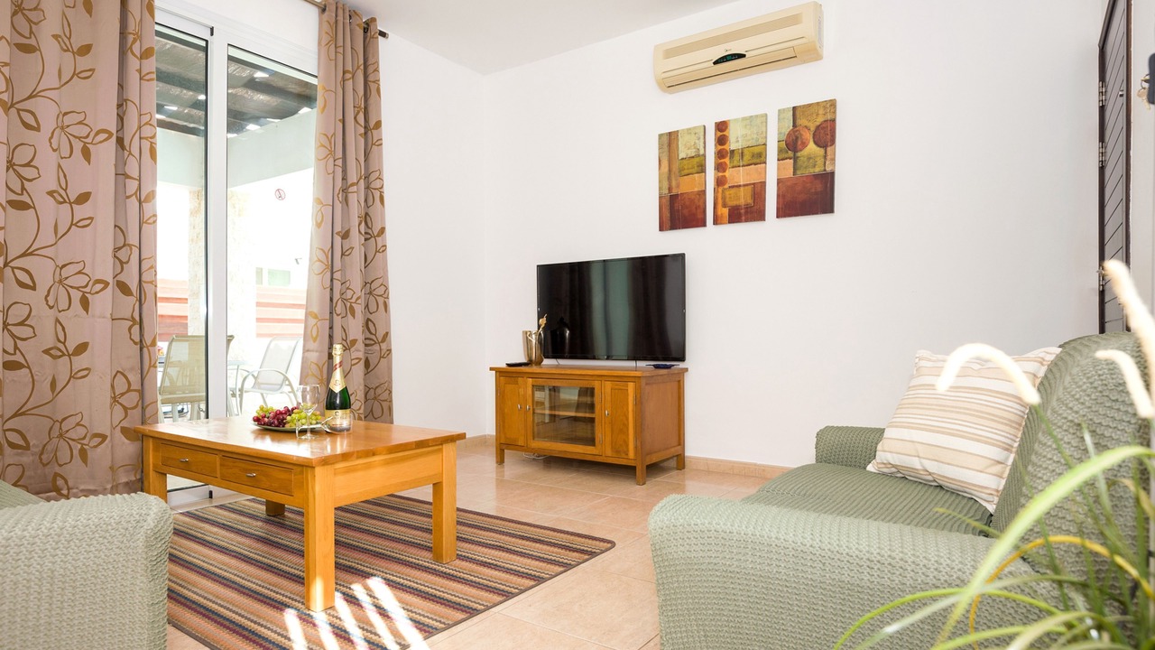 Photo of Livingroom in Pernera