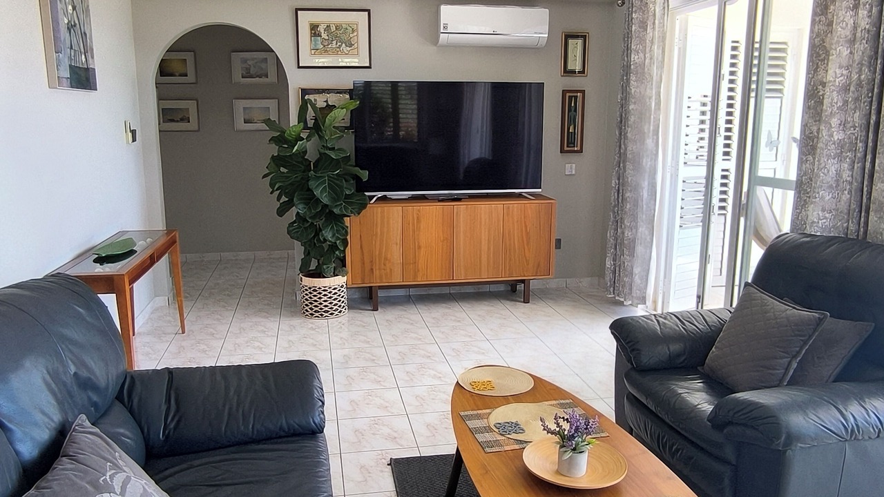 Photo of Livingroom in Peyia Town