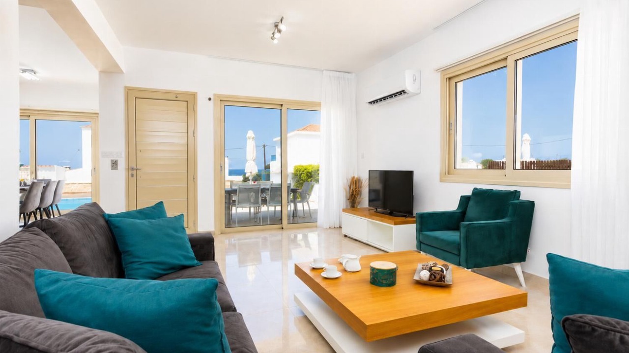 Photo of Bedroom in Pomos