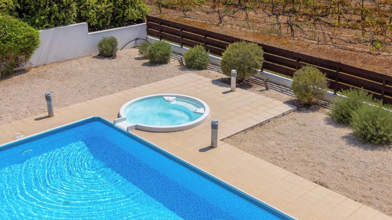 Photo of Outdoor in Pegeia