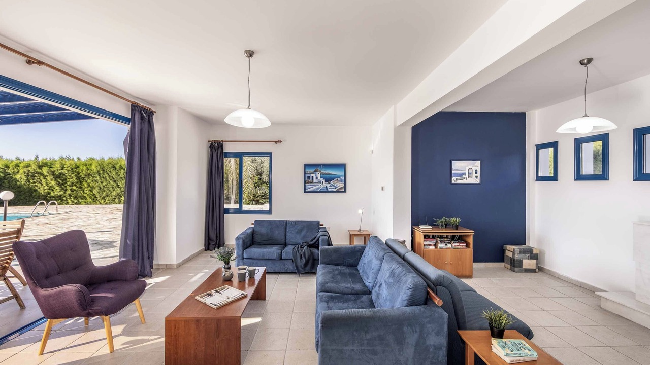 Photo of Livingroom in Pegeia