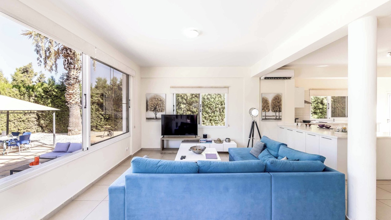 Photo of Livingroom in Pegeia