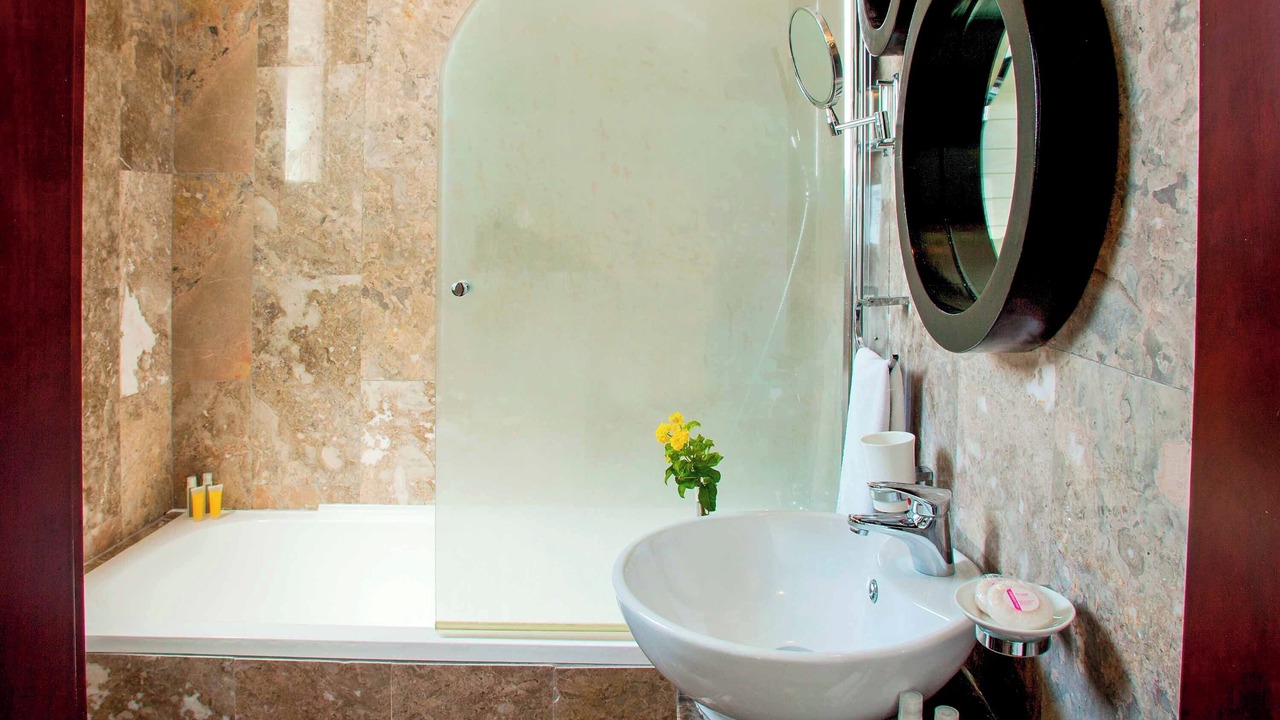 Photo of Bathroom in Pernera