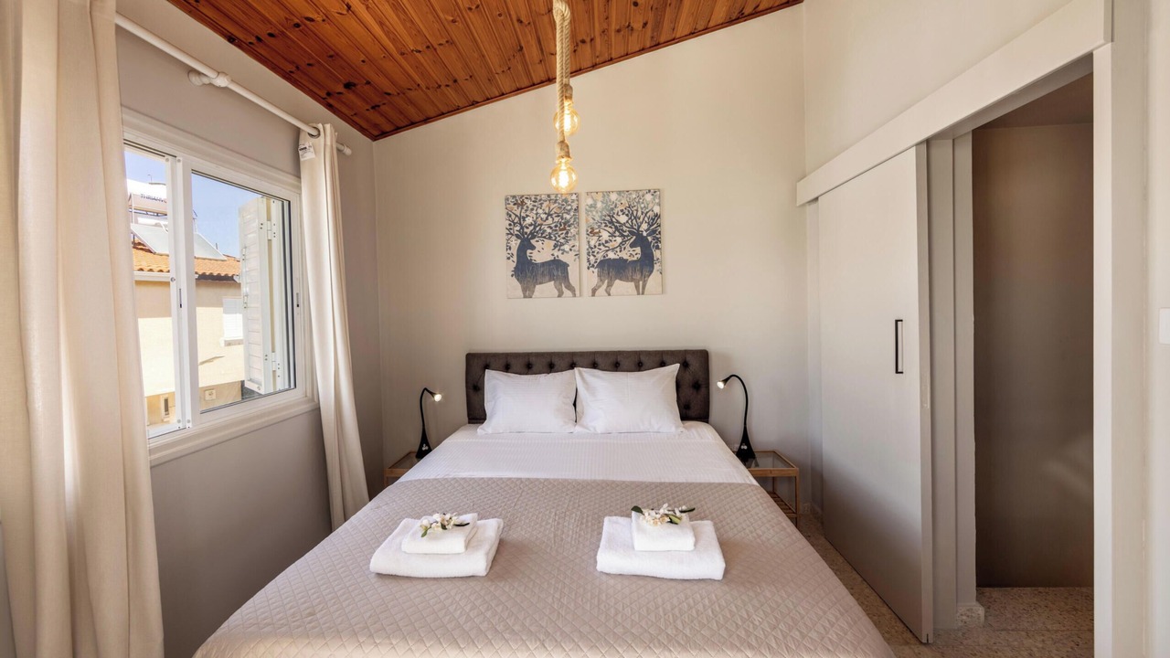 Photo of Bedroom in Pervolia