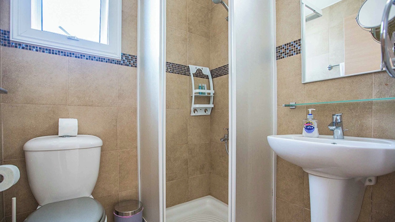 Photo of Bathroom in Pernera