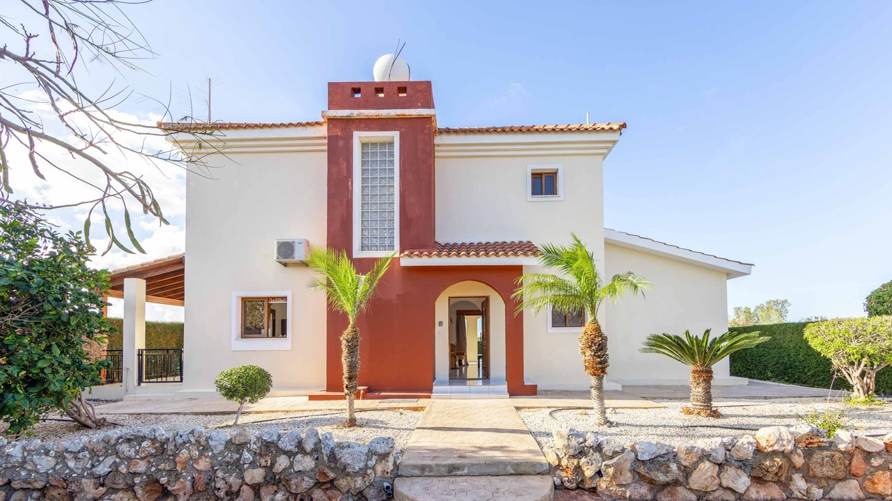 Photo of Outdoor in Pegeia