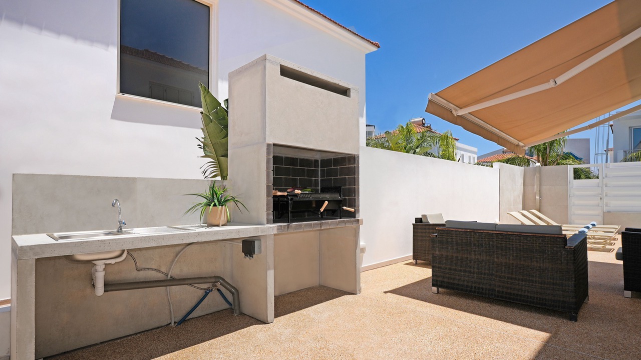 Photo of Patio Balcony in Pernera