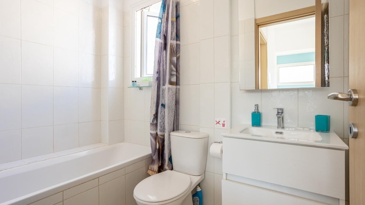 Photo of Bathroom in Paralimni