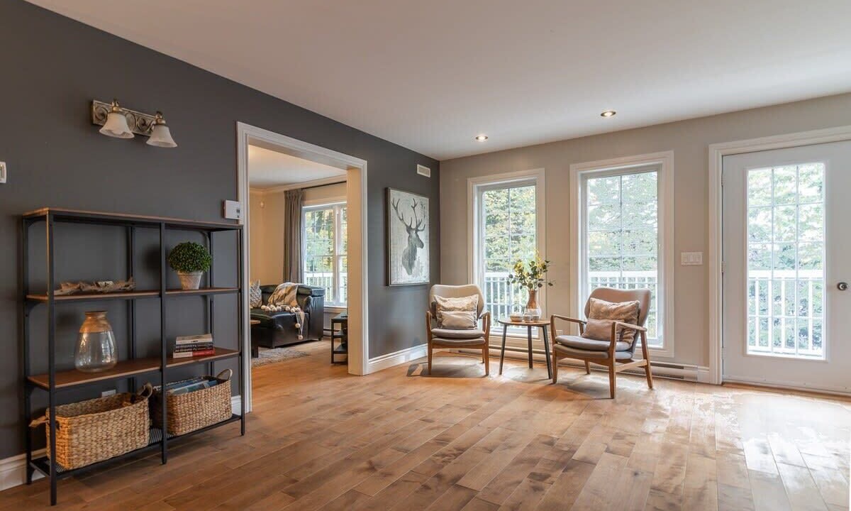 Photo of Livingroom in St-Adolphe-d'Howard