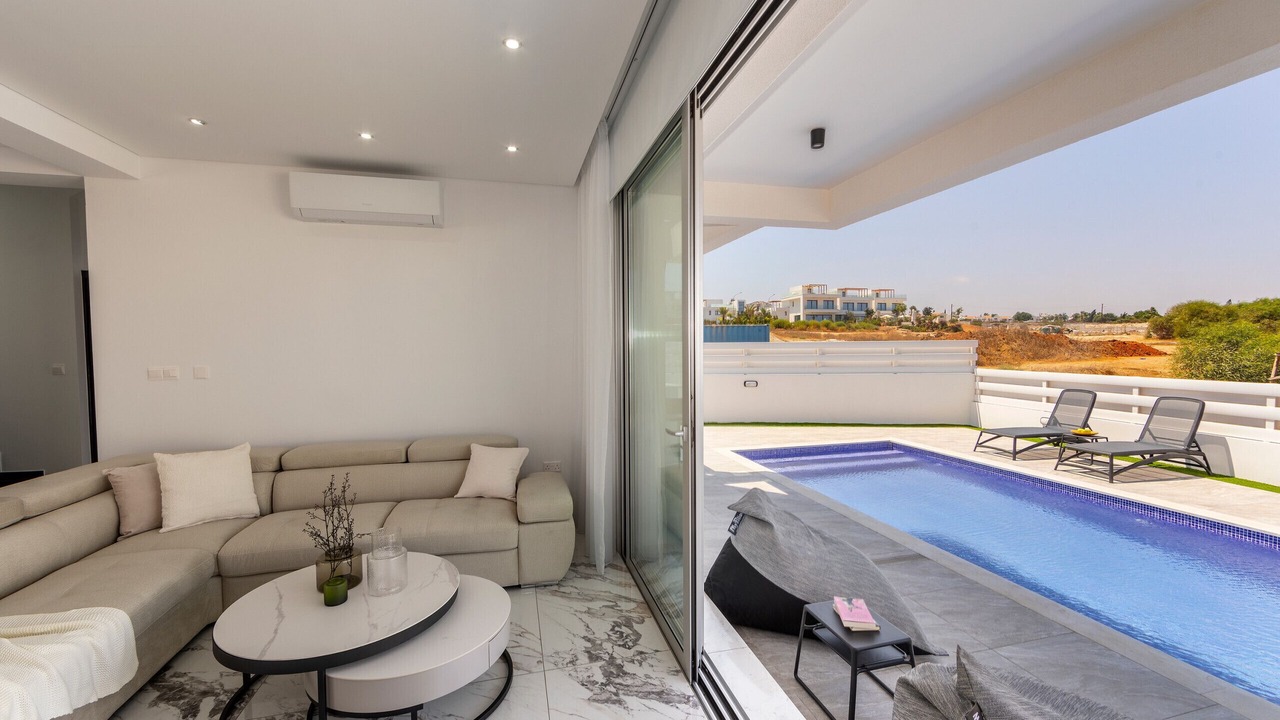 Photo of Patio Balcony in Pernera