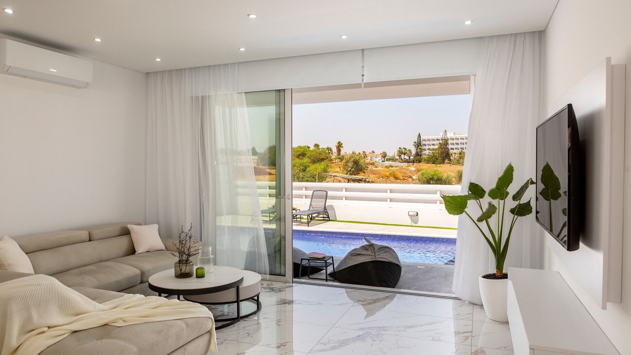 Photo of Livingroom in Pernera