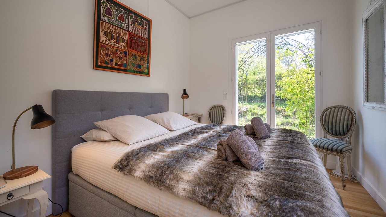 Photo of Bedroom in Cessenaz