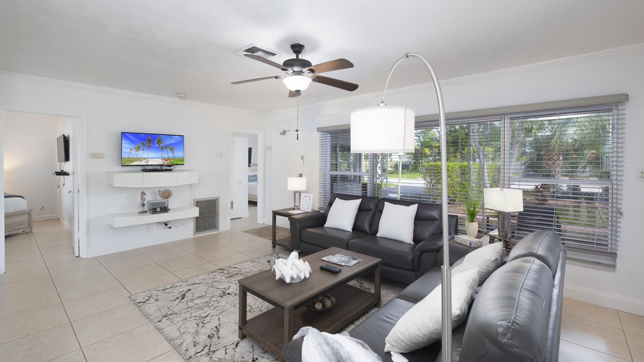 Photo of Livingroom in Dolphin Isles