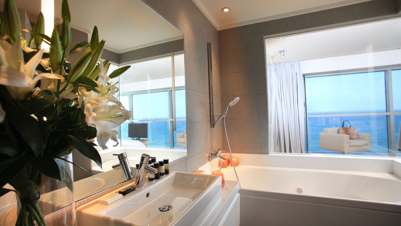 Photo of Bathroom in Neapolis