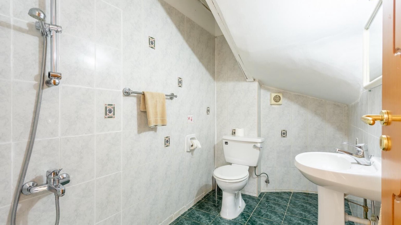 Photo of Bathroom in Polis