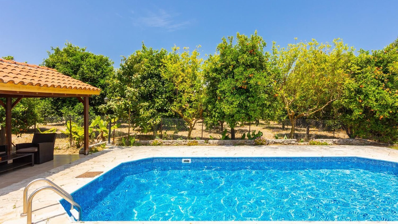 Photo of Outdoor in Polis