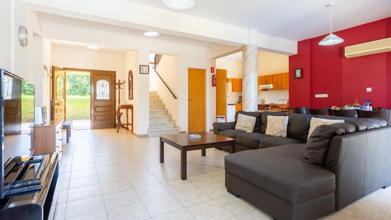 Photo of Bedroom in Latchi