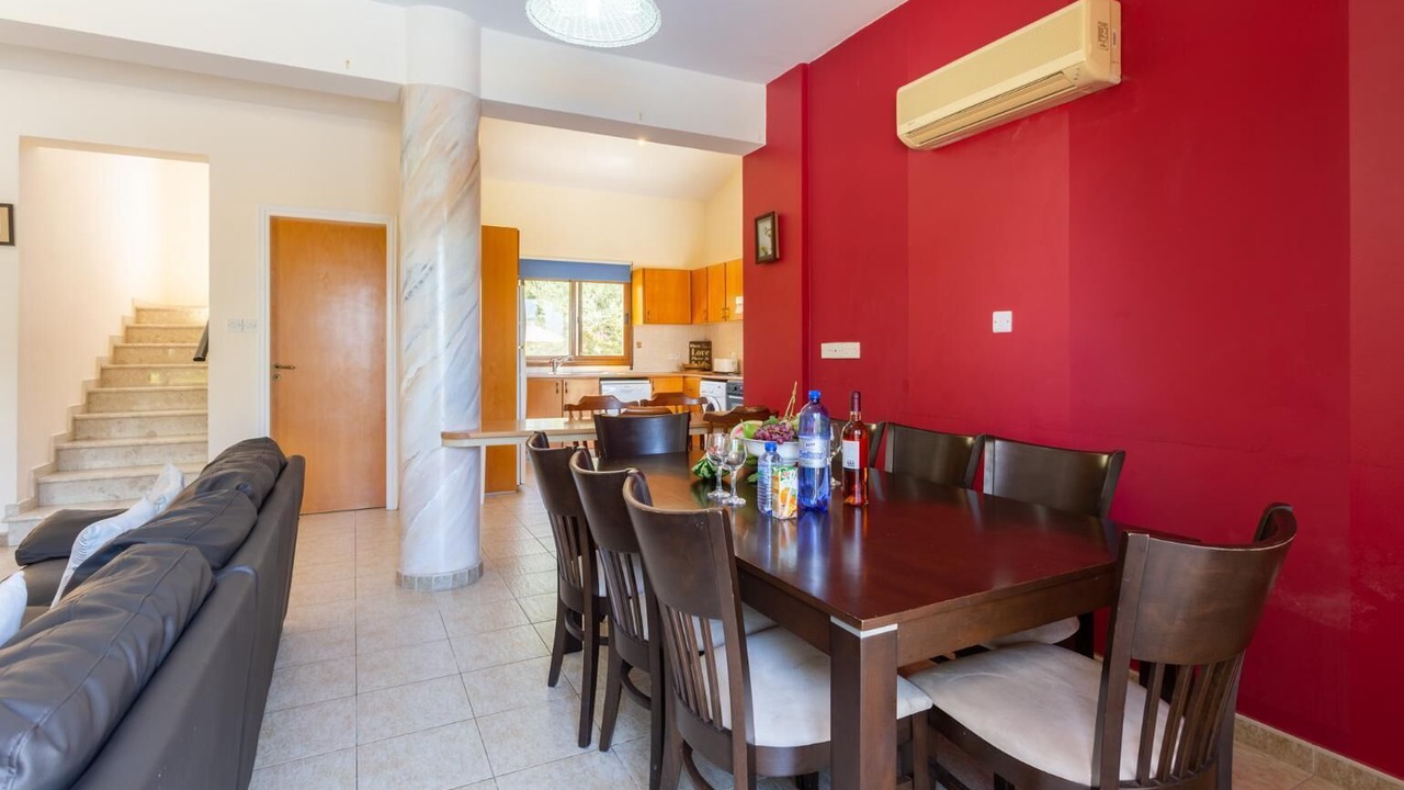 Photo of Bedroom in Latchi
