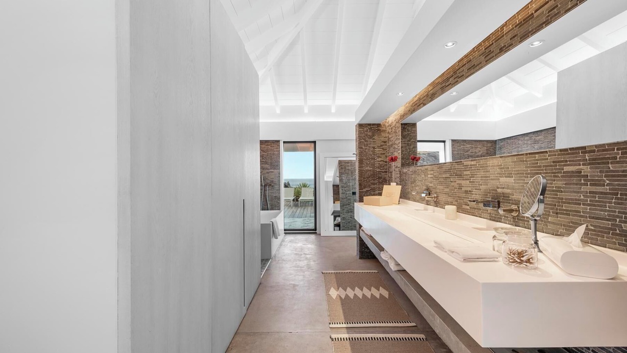 Photo of Bathroom in Petit Cul-de-Sac
