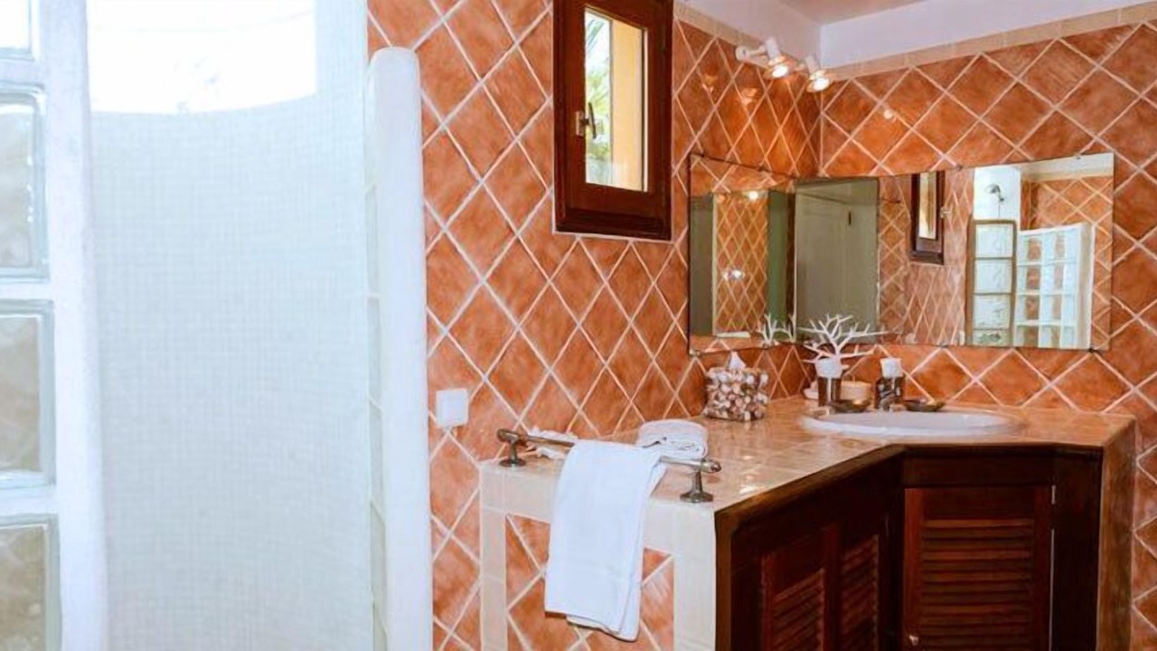 Photo of Bathroom in Gouverneur