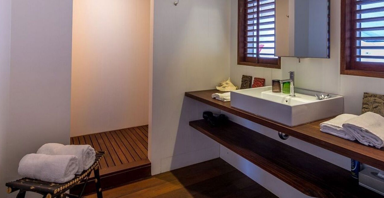 Photo of Bathroom in Grand Cul-de-Sac