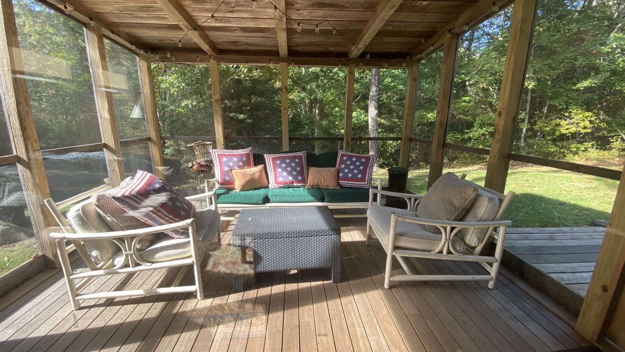 Photo of Patio Balcony in West Tisbury