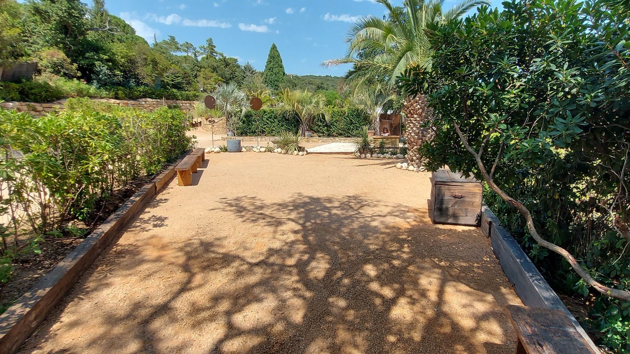 Photo of Outdoor in Grimaud