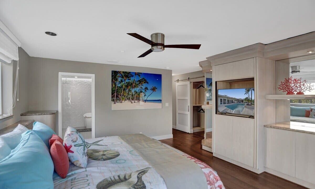 Photo of Outdoor in Bay Colony