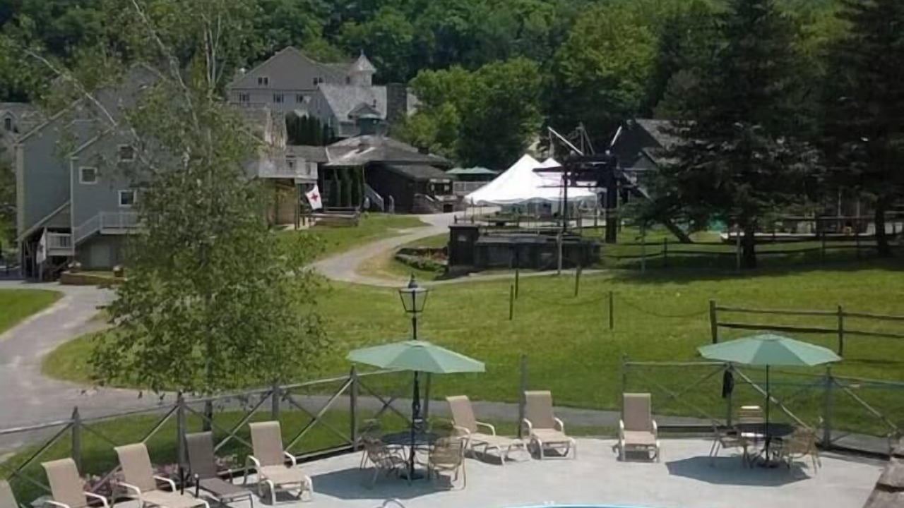 Photo of Outdoor in Hancock