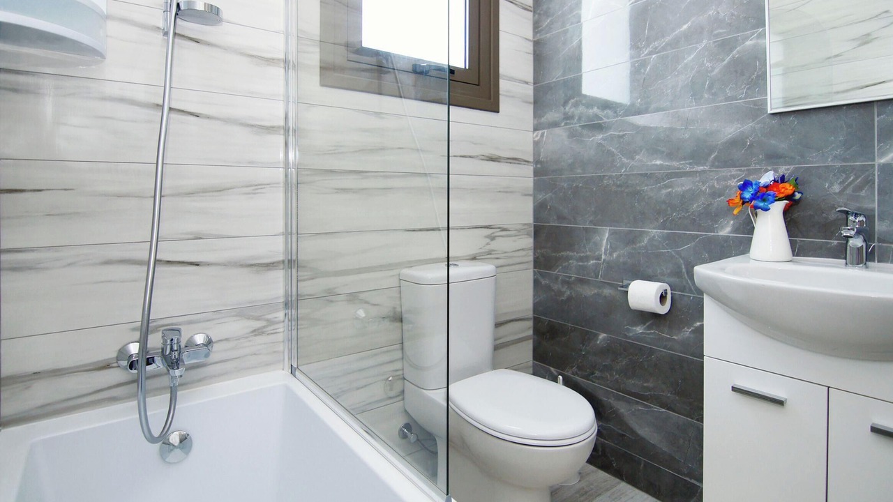 Photo of Bathroom in Paralimni