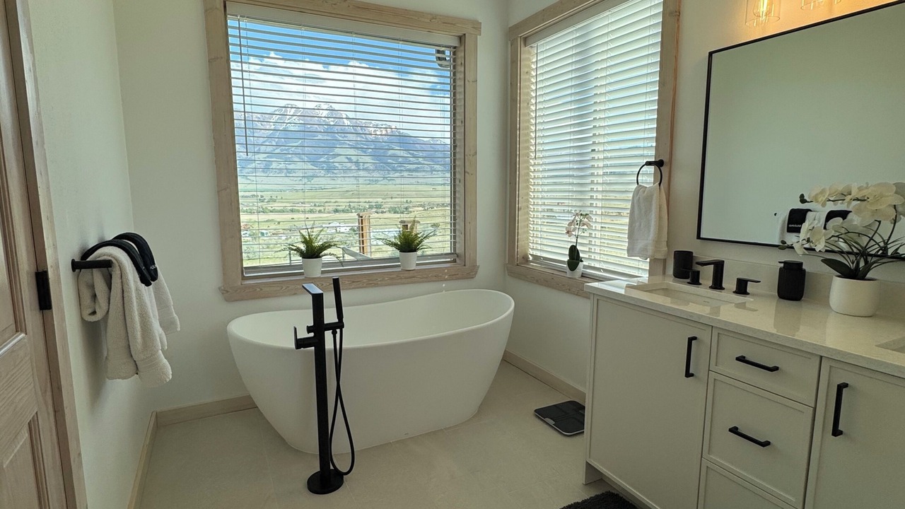 Photo of Bathroom in Emigrant